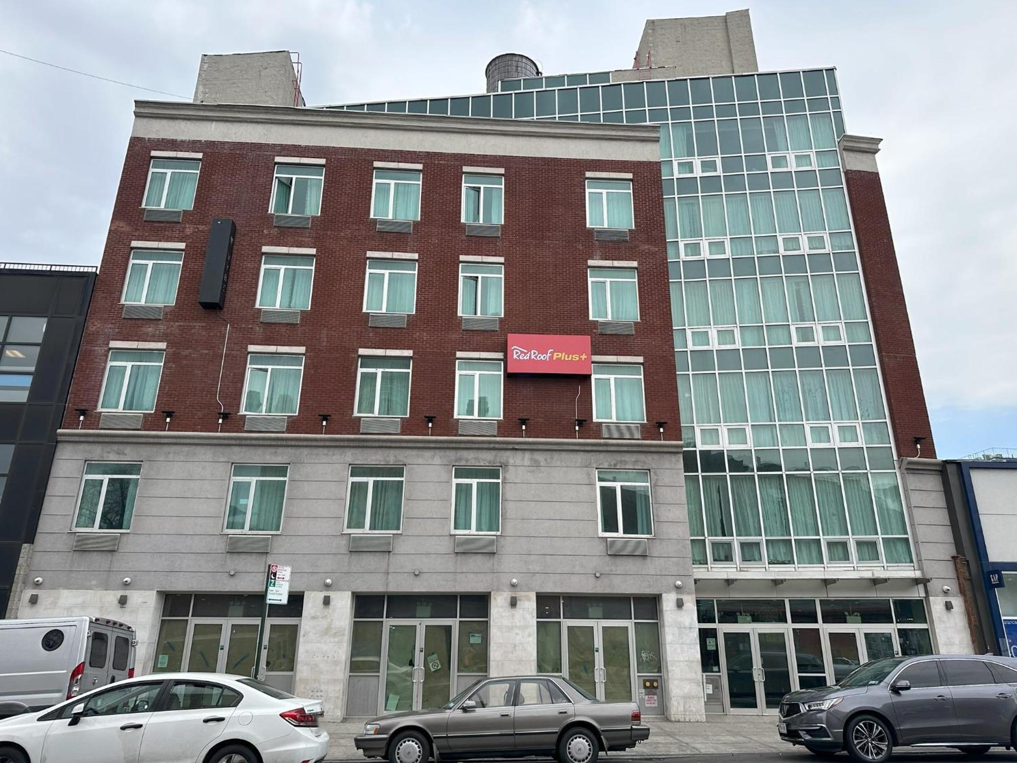 Red Roof Plus Brooklyn - Flatbush Ave Nova York Exterior foto